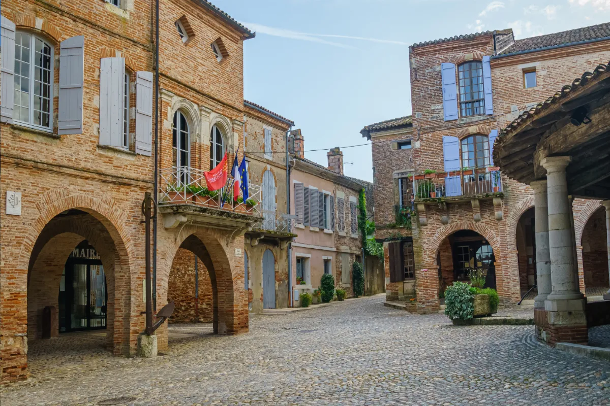 decouvrez-le-plus-beau-village-de-france-classe-4eme-dans-le-coeur-des-francais-et-qui-emerveille-chaque-visiteur