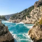 decouvrez-ou-trouver-les-plages-les-moins-polluees-de-marseille-pour-une-baignade-saine-et-paisible