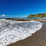 en-italie-decouvrez-ces-5-plages-paradisiaques-considerees-comme-les-plus-belles-du-pays-et-ou-les-trouver