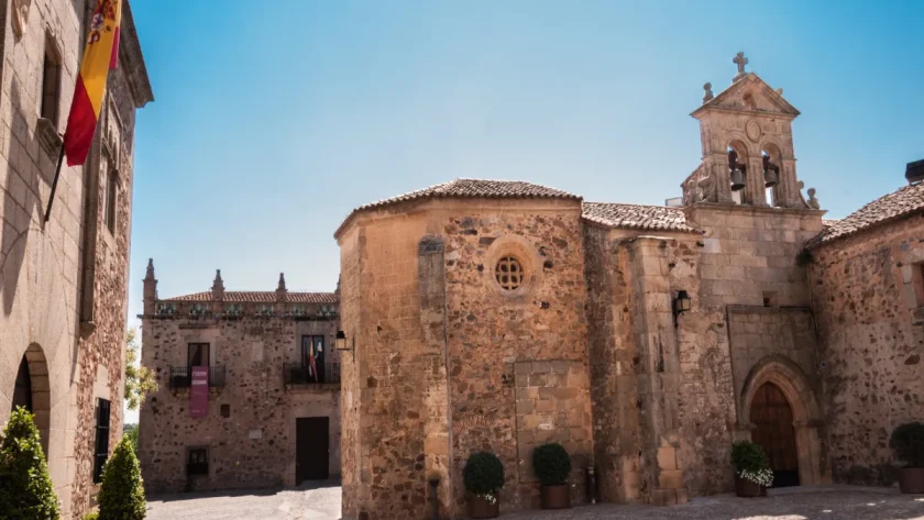 explorez-15-villes-espagnoles-meconnues-et-abordables-pour-des-vacances-paradisiaques-loin-de-la-foule