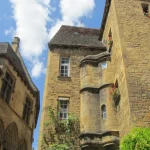 explorez-ce-bourg-medieval-du-perigord-classe-parmi-les-plus-beaux-villages-de-france