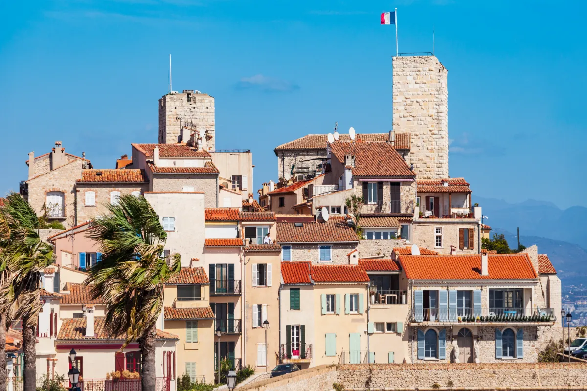 Explorez ce village des Pyrénées-Atlantiques, un véritable joyau de charme à découvrir