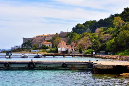 incontournable-sur-la-cote-dazur-ce-lieu-est-lun-des-plus-beaux-a-decouvrir