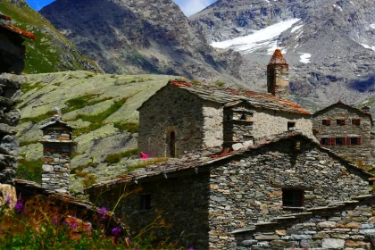 perche-en-altitude-ce-village-est-le-plus-haut-de-la-vallee-de-maurienne