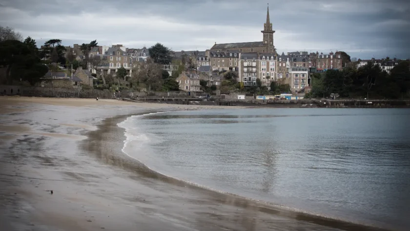 petit-nice-breton-decouvrez-la-ville-avec-sa-propre-baie-des-anges-en-bretagne