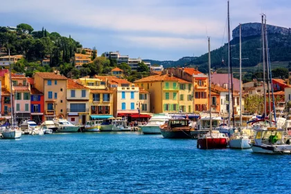 reputee-pour-son-cadre-de-vie-exceptionnel-cette-ville-de-la-cote-dazur-est-un-veritable-joyau