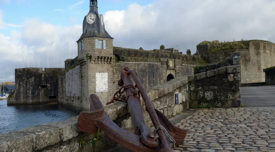vacances-dete-2024-cette-ville-bretonne-est-la-destination-preferee-des-internautes-pour-une-escapade-en-france