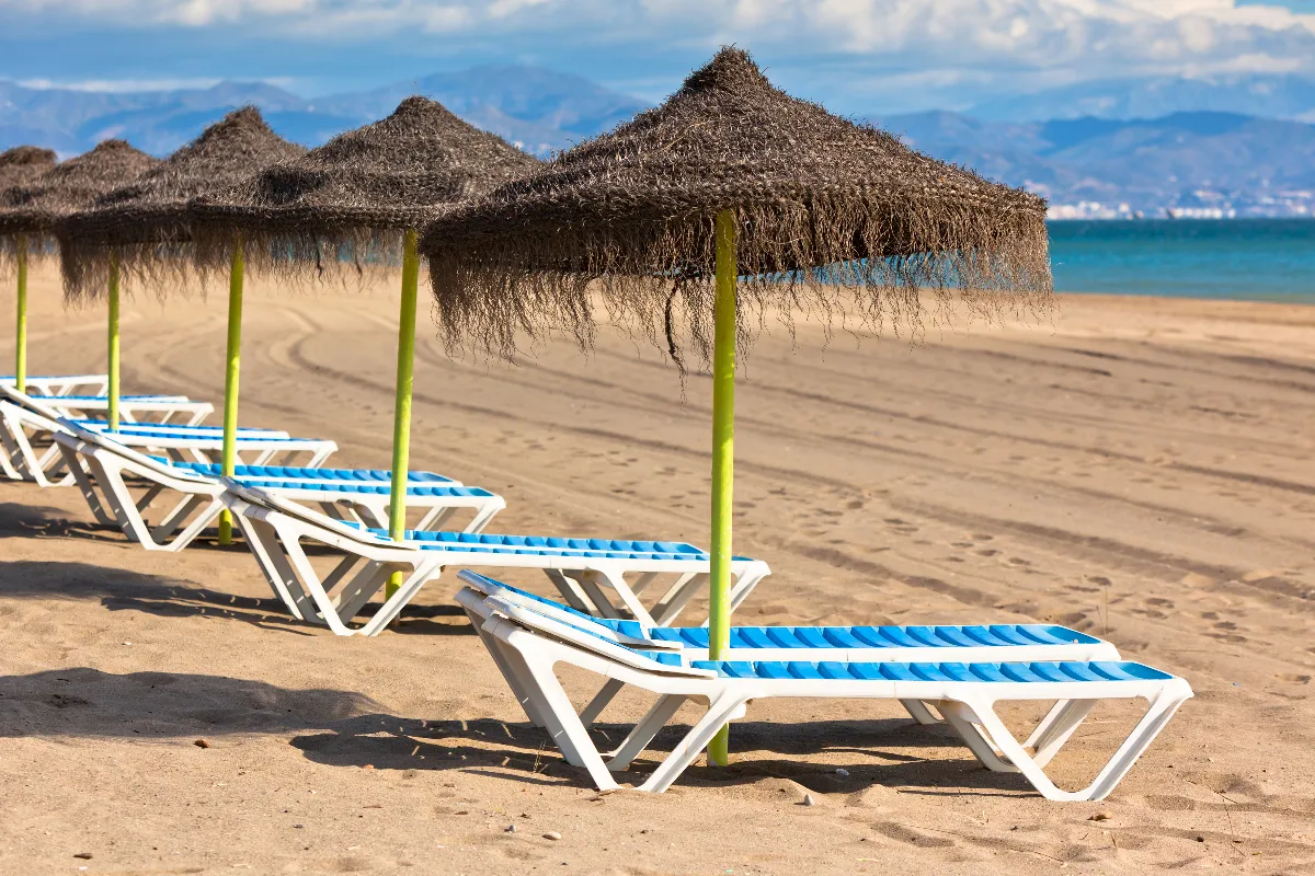 Vacances d&rsquo;été 2024 : découvrez le pays d&rsquo;Europe aux plages les plus propres, selon un label renommé