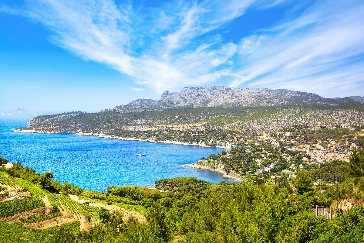 5 bonnes raisons de passer vos vacances d&rsquo;été en Provence : découvrez le charme incomparable de cette région