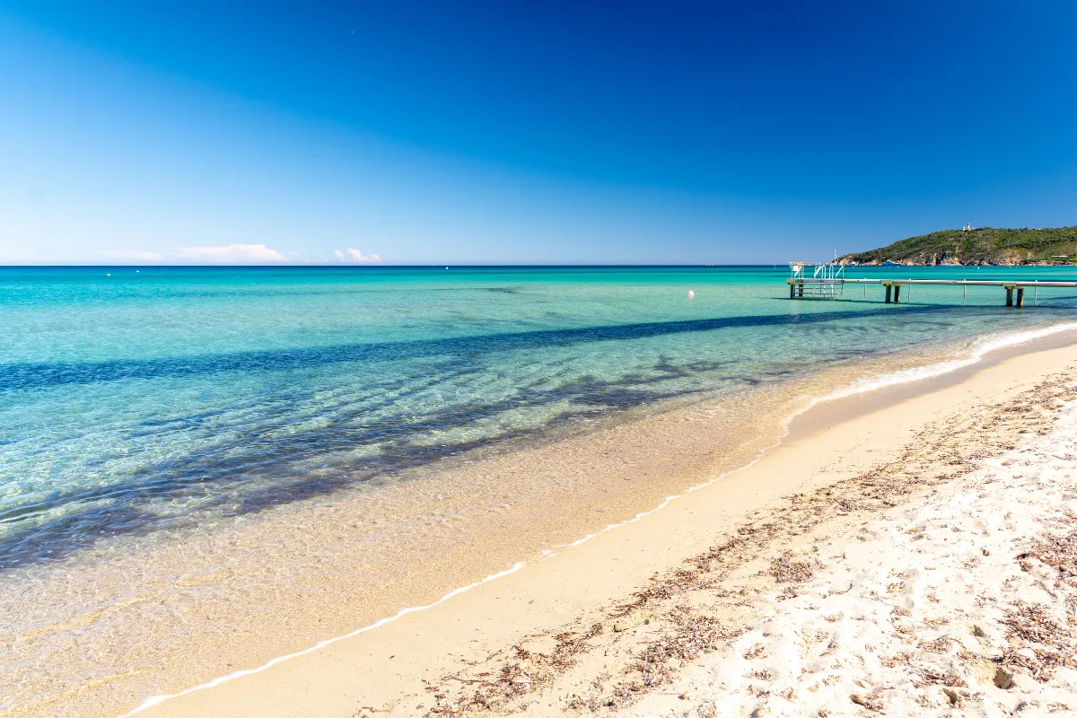 5 plages paradisiaques à faire absolument dans le Var cet été : voici les plus belles