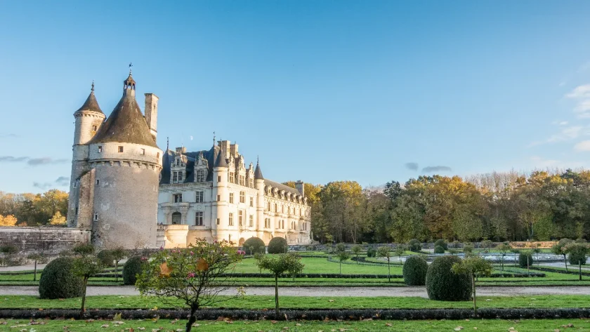 ce-chateau-de-la-loire-fait-partie-des-monuments-incontournables-du-pays-a-decouvrir-au-moins-une-fois-voici-lequel