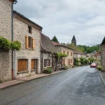 ce-village-medieval-du-lot-est-a-decouvrir-de-toute-urgence-voici-cette-pepite