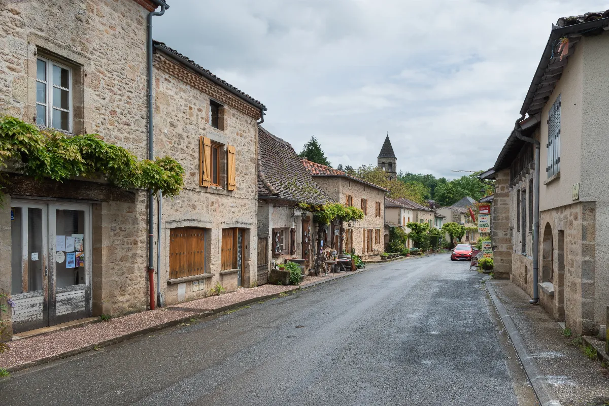 Ce village médiéval du Lot est à découvrir de toute urgence ! Voici cette pépite