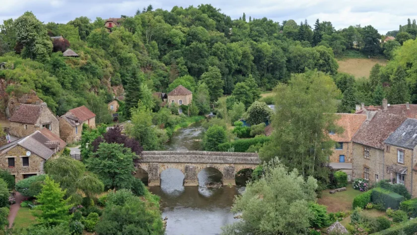 decouvrez-pourquoi-la-france-est-le-plus-beau-pays-du-monde-avec-ce-joyau-normand-pays-de-la-haute-sarthe