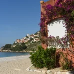 le-versailles-azureen-quelle-est-cette-station-balneaire-de-la-cote-dazur-a-decouvrir-absolument