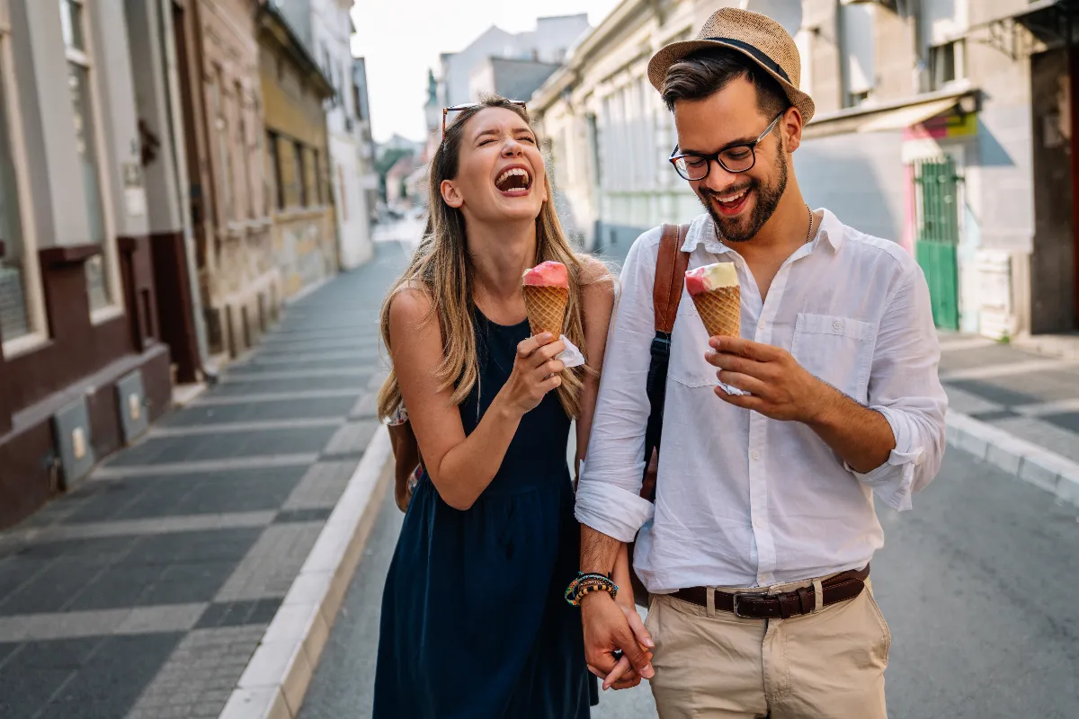 Partir en vacances sans enfant : comment s&rsquo;organiser pour les parents ?