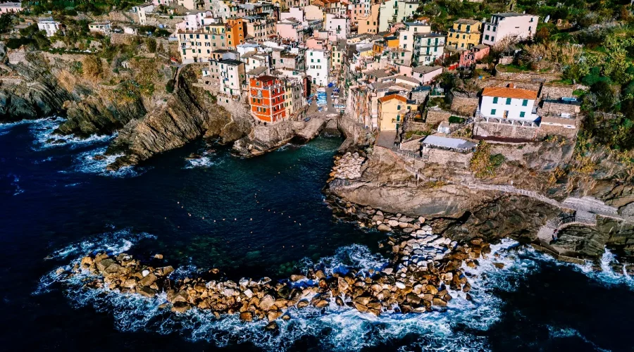 quels-sont-les-5-plus-beaux-villages-ditalie-voici-les-endroits-les-plus-paradisiaques
