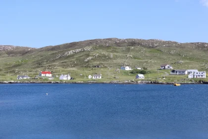 veritable-havre-de-paix-cette-petite-ile-ecossaise-est-parfaite-pour-se-reposer-decouvrez-lile-de-barra