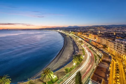 visiter-nice-cet-ete-profitez-dune-escapade-au-soleil-le-long-de-la-cote-dazur-pour-vos-vacances