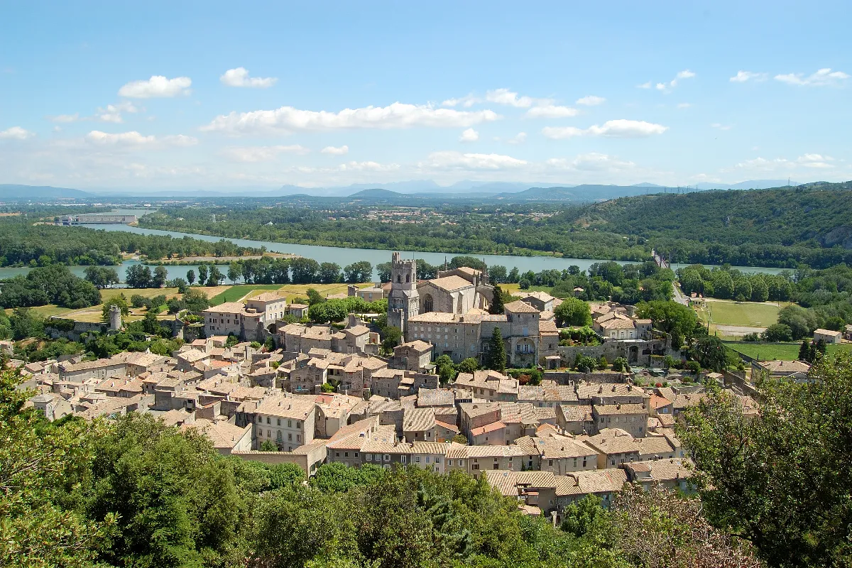 Viviers : découvrez cette petite perle cachée dans la vallée du Rhône