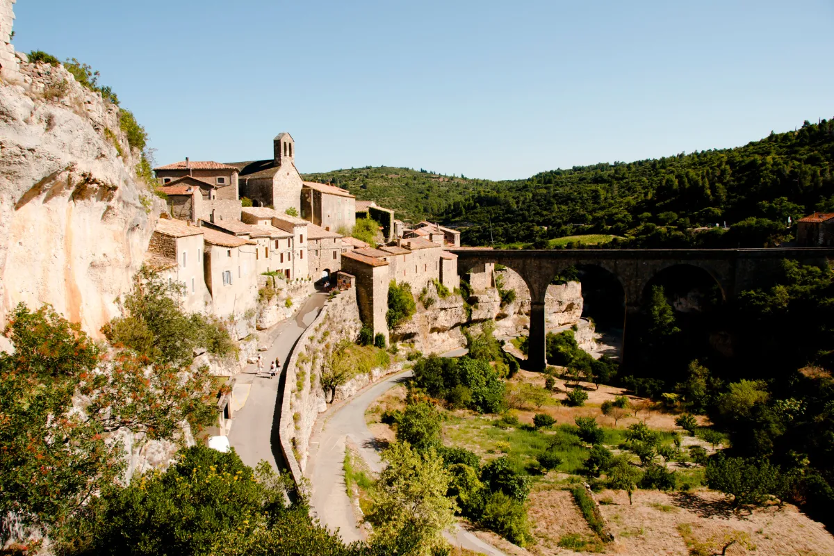 Au coeur du Languedoc, ce petit village est un véritable joyau à admirer dans la région
