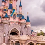 avec-les-jo-2024-disneyland-paris-est-completement-vide-profitez-de-loccasion-des-maintenant-pour-decouvrir-le-parc