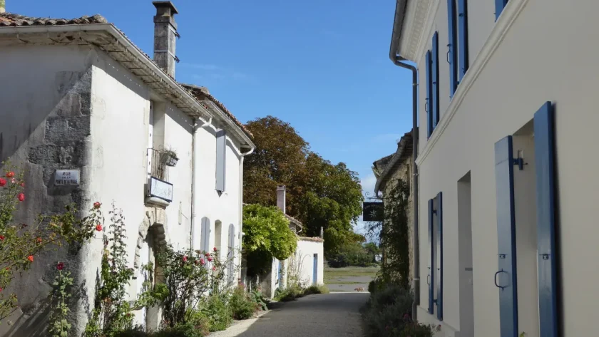 ce-petit-village-meconnu-de-charente-maritime-merite-le-detour-voici-lequel