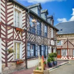 depuis-plus-de-30-ans-ce-petit-village-de-normandie-fait-partie-des-plus-beaux-villages-de-france