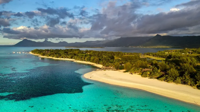 ile-maurice-voici-le-top-5-des-plus-belles-plages-de-lile-a-faire-pendant-vos-vacances