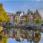 oubliez-amsterdam-decouvrez-ce-petit-village-neerlandais-tout-aussi-beau-et-bien-plus-tranquille