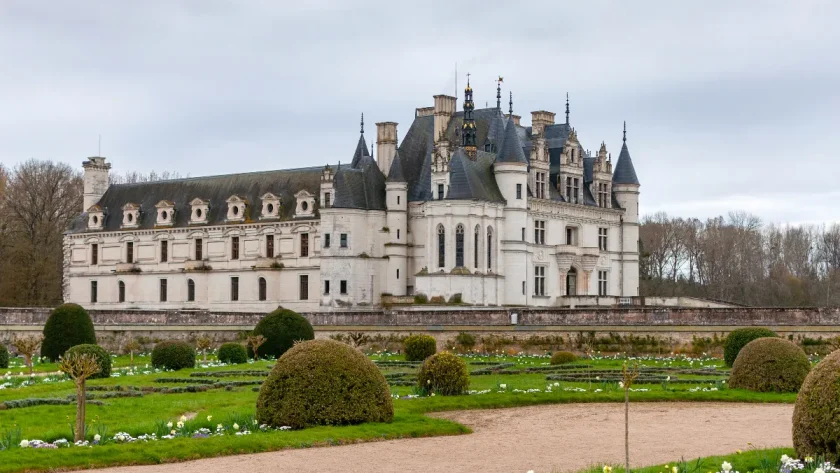 vallee-de-la-loire-voici-les-3-villages-a-decouvrir-absolument-cette-annee