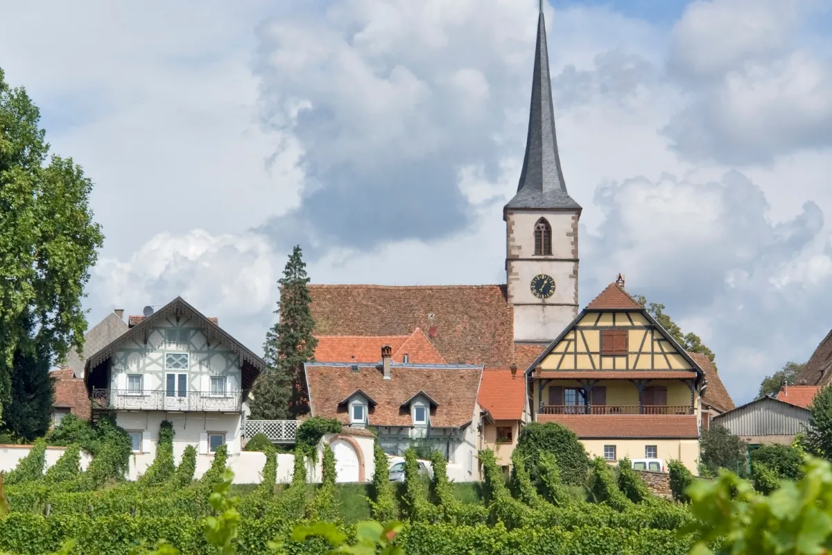 Véritable joyau alsacien, ce petit village pittoresque est à découvrir absolument cet été