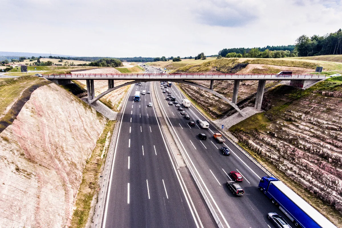 week-end-du-15-aout-2024-en-france-comment-eviter-les-bouchons-avec-les-departs-en-vacances