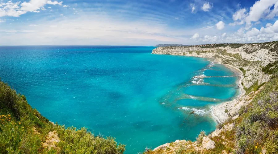 a-seulement-3-heures-de-vol-de-paris-cette-ile-paradisiaque-est-la-destination-ideale-pour-cette-automne-profitez-des-plages-sous-le-soleil