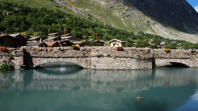 ce-joyau-cache-de-savoie-vous-seduira-a-coup-sur-bonneval-sur-arc