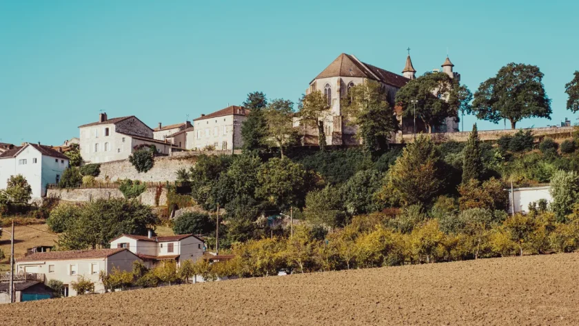 ce-petit-village-du-lot-et-garonne-est-une-veritable-perle-de-la-region-decouvrez-monflanquin