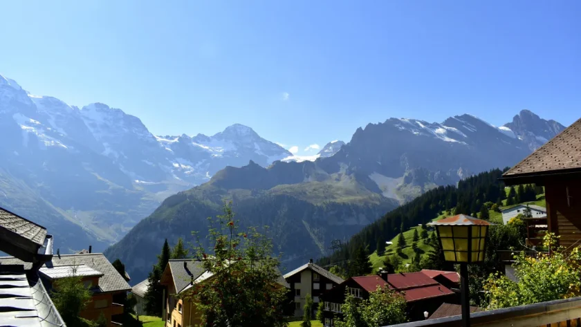 ces-3-villages-des-alpes-valent-absolument-le-detour-decouvrez-la-montagne-sous-son-plus-beau-jour