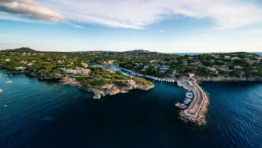 cette-destination-paradisiaque-est-a-eviter-absolument-cette-annee-voici-laquelle