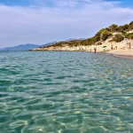 cette-plage-en-corse-vaut-absolument-le-detour-ne-manquez-pas-ce-joyau-naturel