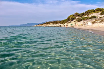 cette-plage-en-corse-vaut-absolument-le-detour-ne-manquez-pas-ce-joyau-naturel