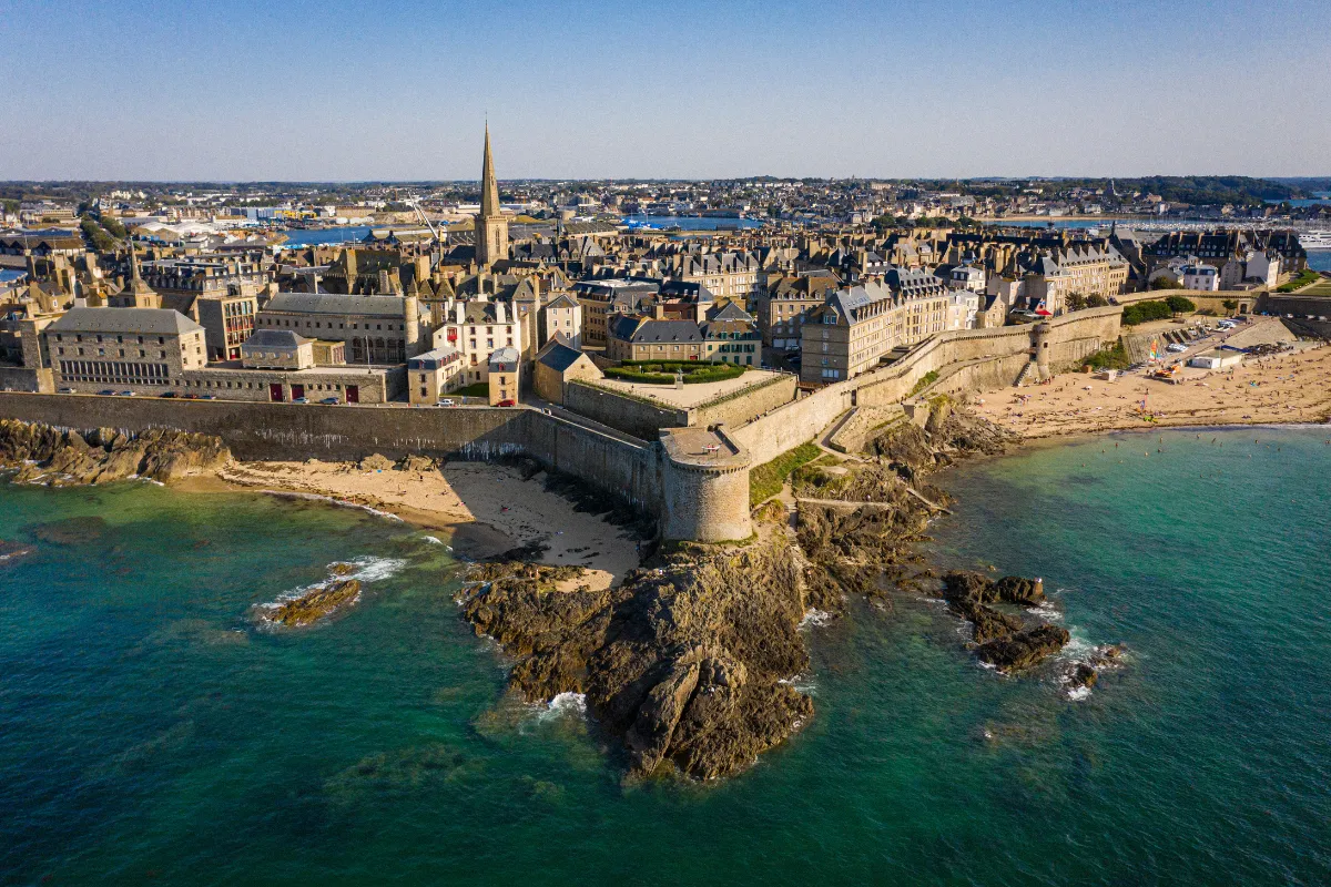 Ces 5 départements de France sont les meilleures destinations pour un séjour de dernière minute