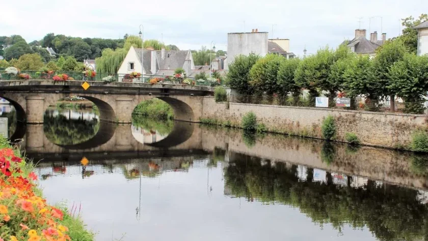 pontivy-1000-ans-dhistoire-et-7-changements-de-nom