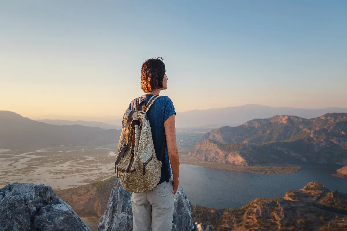 Pourquoi et comment voyager seul ? Les conseils à suivre