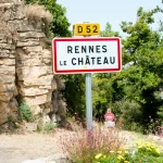 un-tresor-de-28-milliards-deuros-est-cache-dans-ce-petit-village-francais-decouvrez-tous-les-mysteres-de-ce-lieu