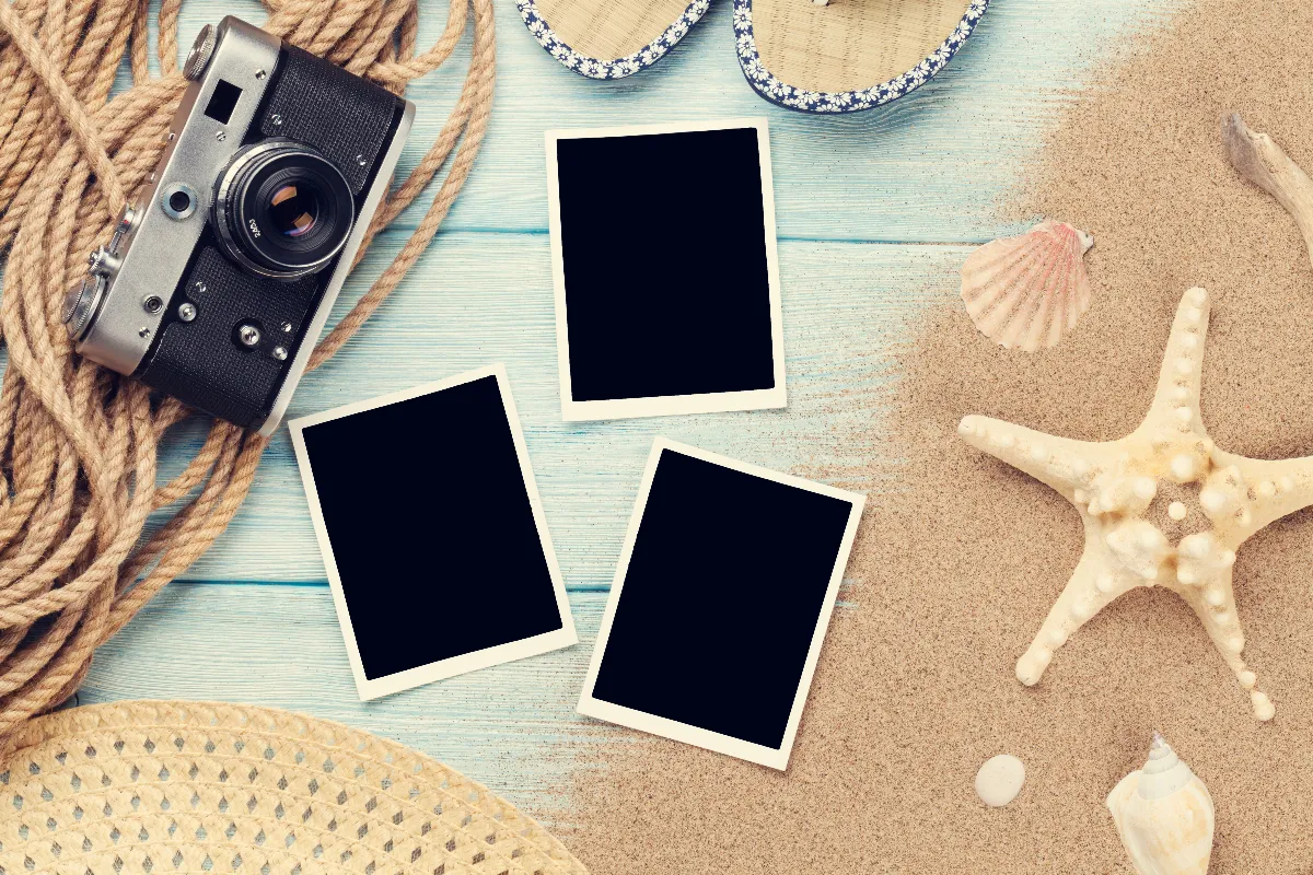 Voici les meilleurs moyens pour conserver tous vos souvenirs de vacances à vie : affiche, objet, photos…