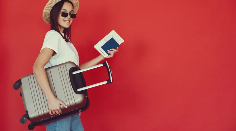 10-astuces-meconnues-pour-voyager-leger-et-ne-pas-payer-de-frais-de-bagages-voici-la-marche-a-suivre