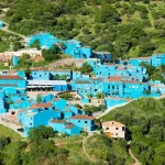 ce-village-espagnol-ressemble-etrangement-au-village-des-schtroumpfs