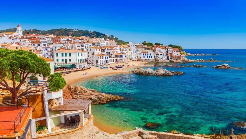 cette-celebre-ville-europeenne-deploie-des-efforts-pour-decourager-les-touristes-allant-jusqua-dissimuler-ses-lignes-de-bus