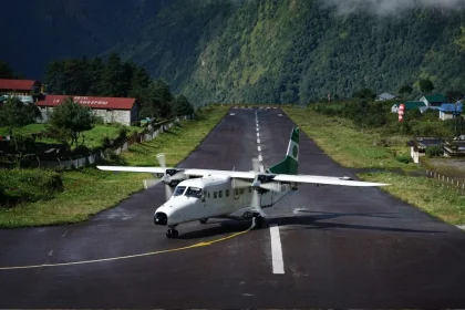 pourquoi-cet-aeroport-proche-de-leverest-est-il-considere-comme-le-plus-dangereux-du-monde
