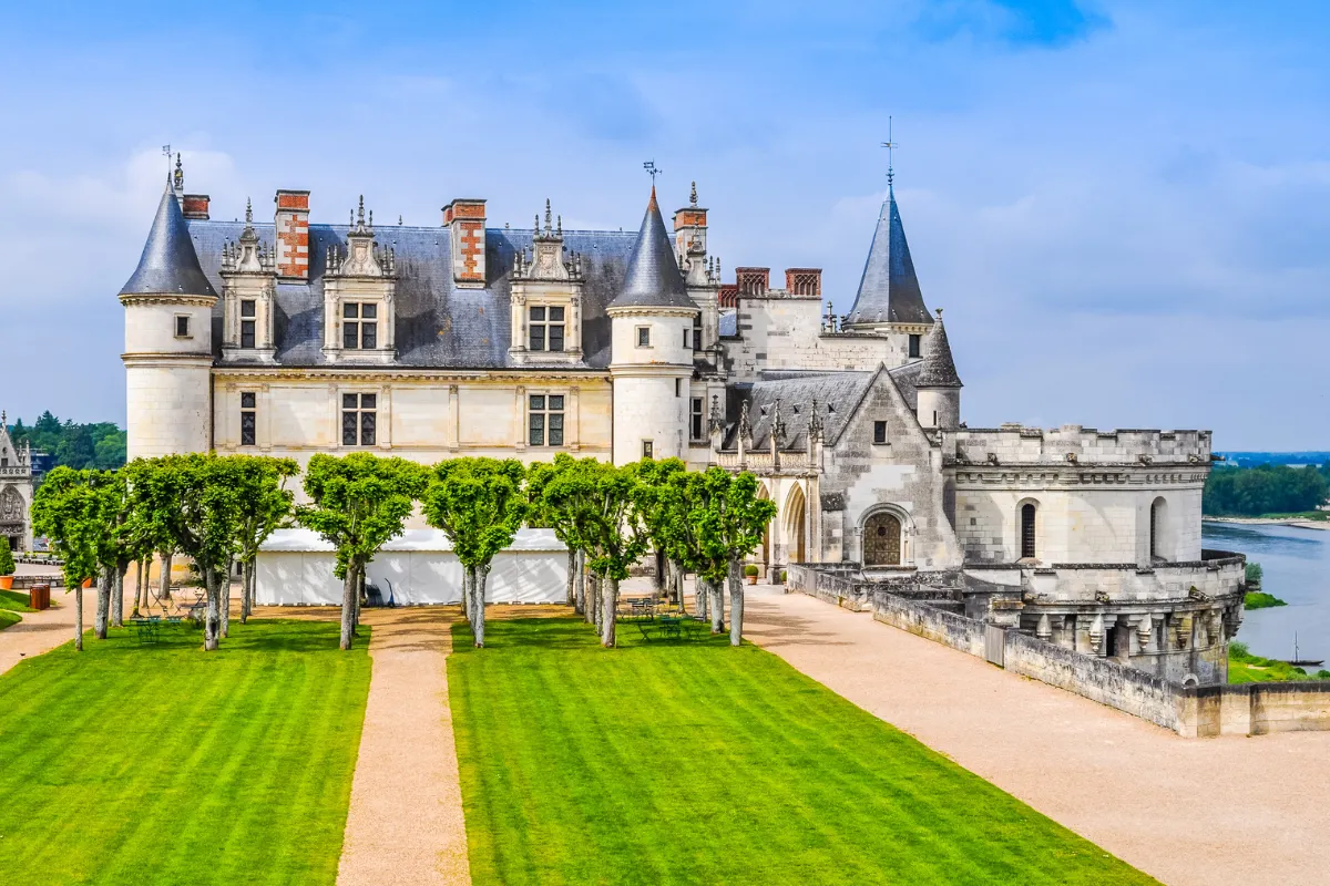 8 idées de destination en France pour voyager à la retraite : découvrez les joyaux de notre pays